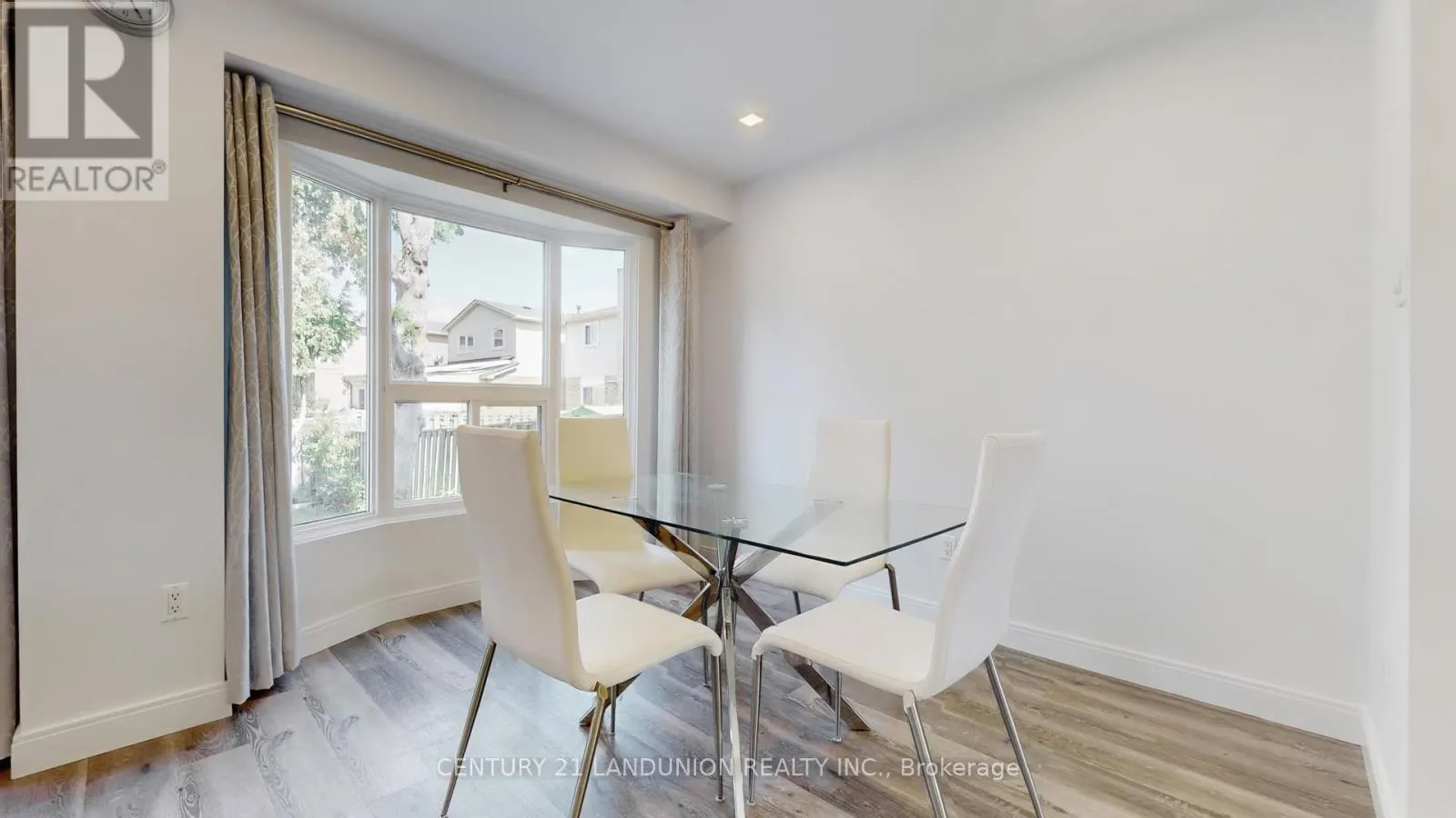 78 MARESFIELD DRIVE