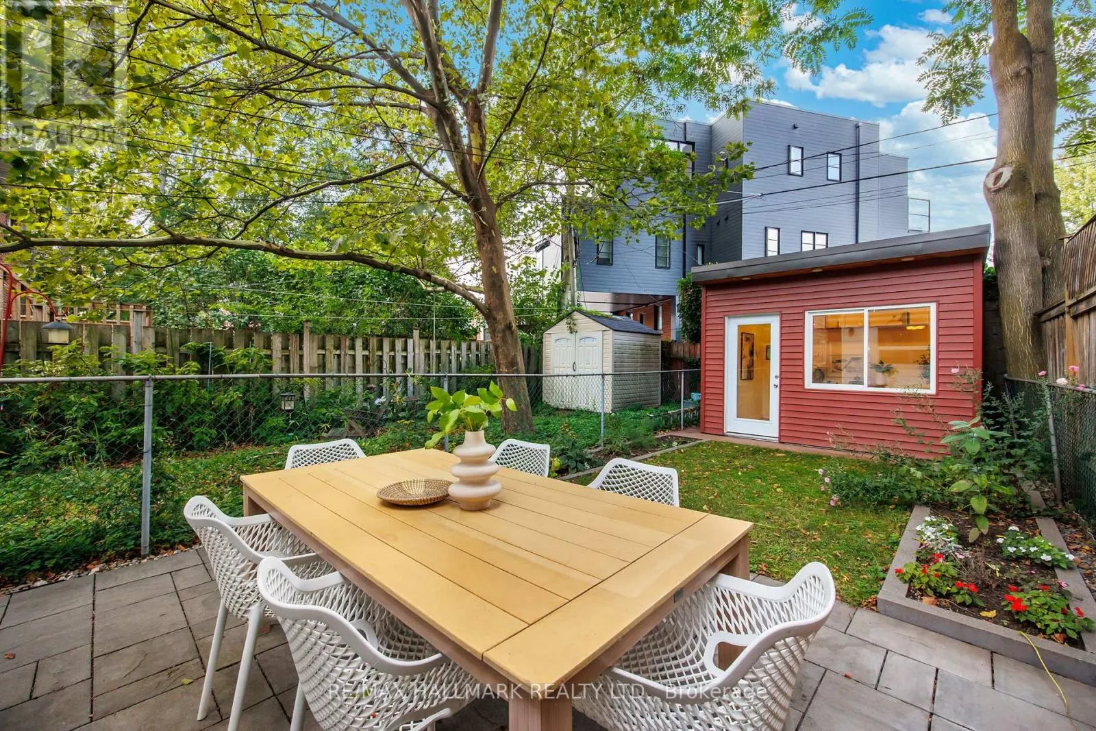38 WESTWOOD AVENUE