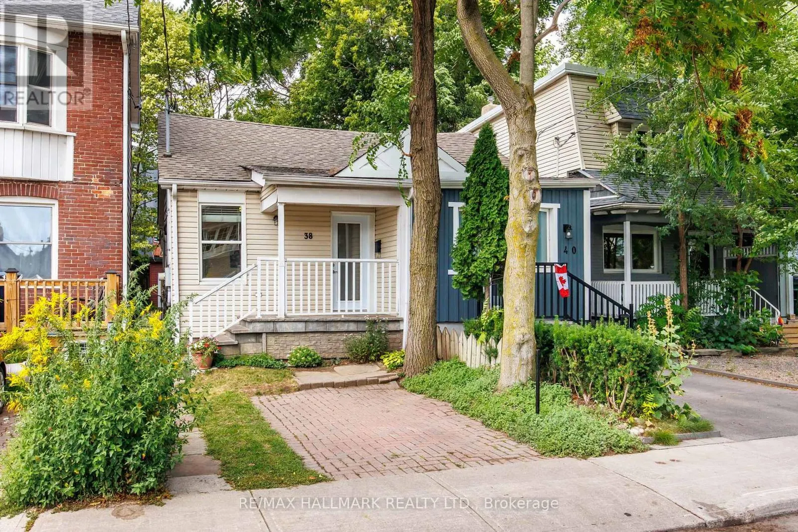 38 WESTWOOD AVENUE