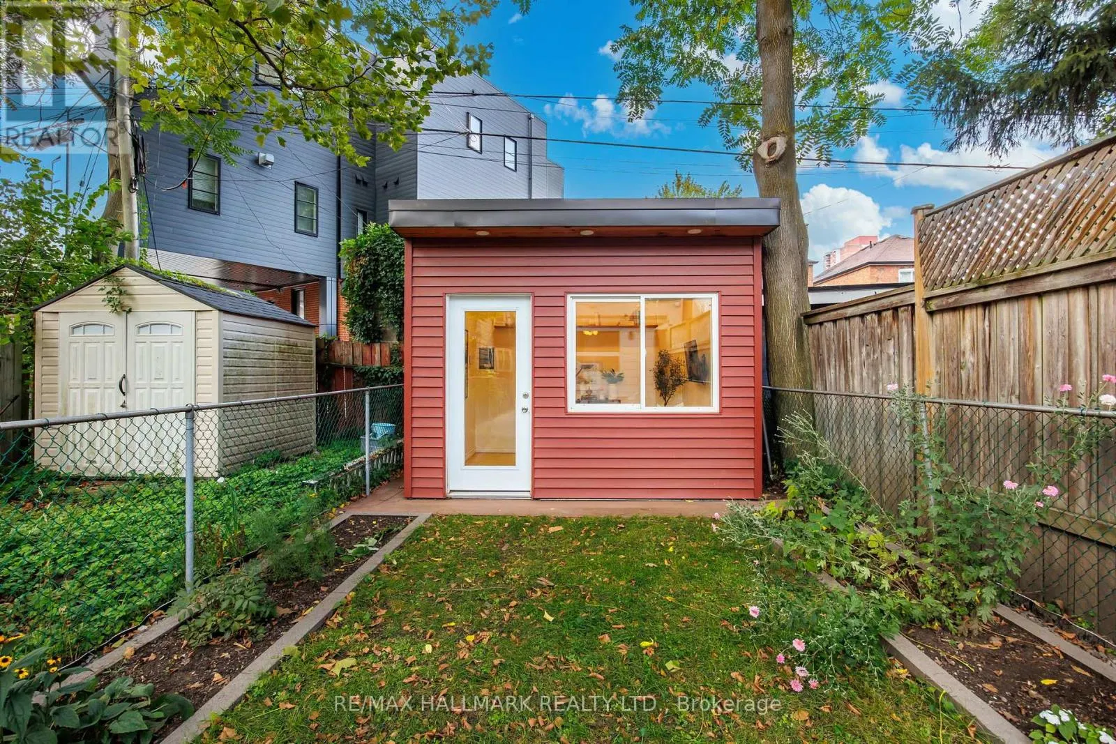 38 WESTWOOD AVENUE