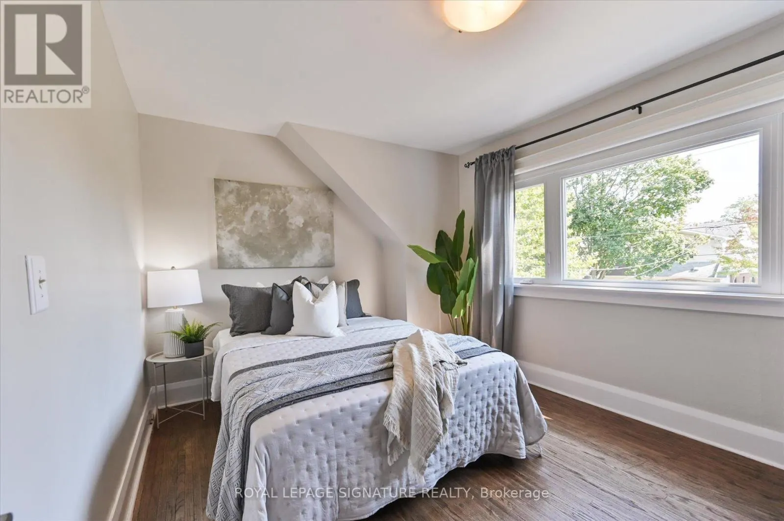 80 MORTIMER AVENUE