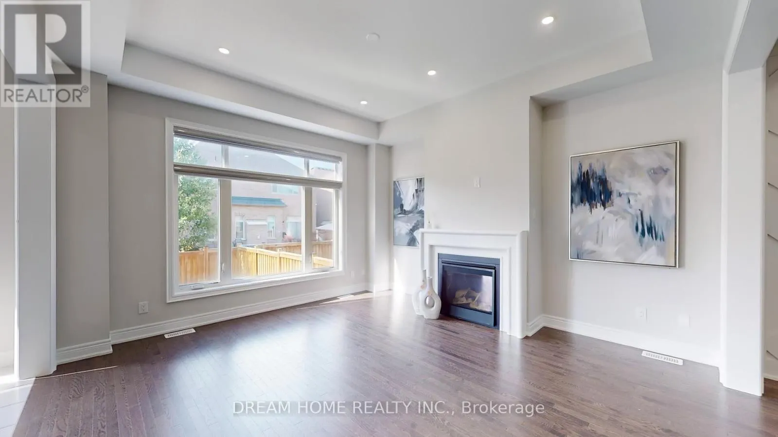 69 BLENHEIM CIRCLE