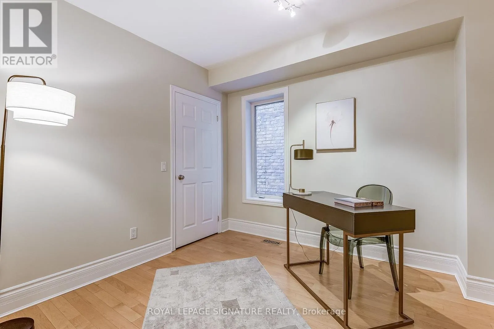 28 GARNOCK AVENUE
