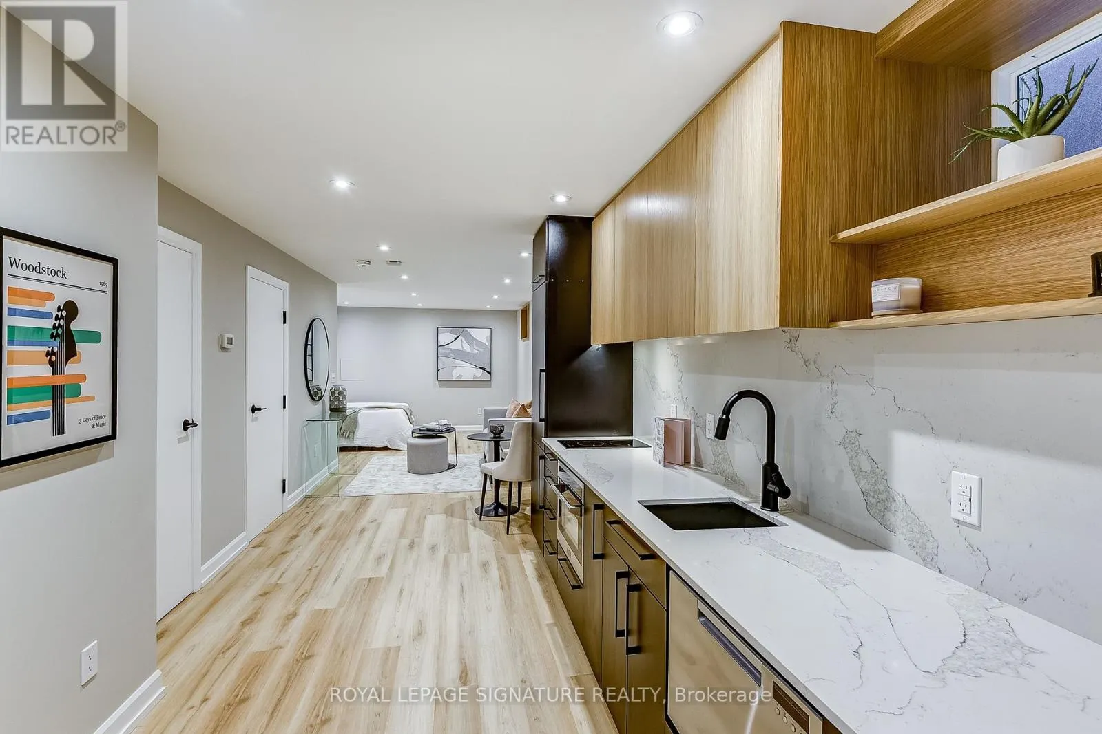 28 GARNOCK AVENUE