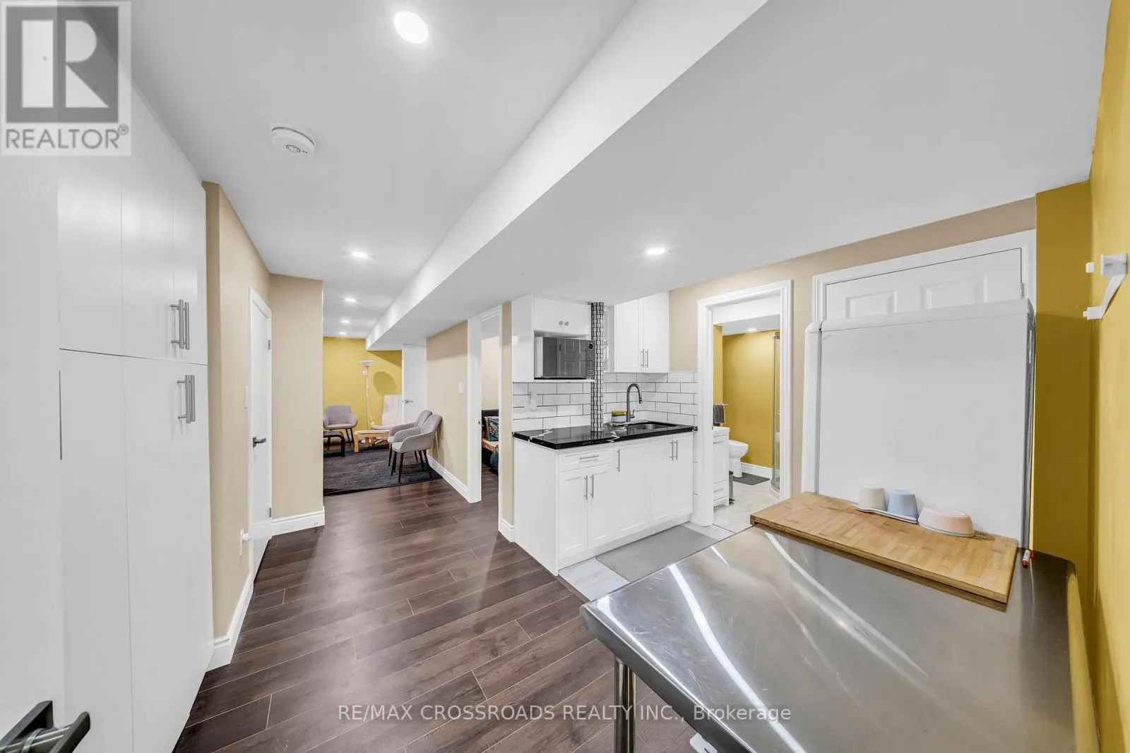 67 ALDEN SQUARE