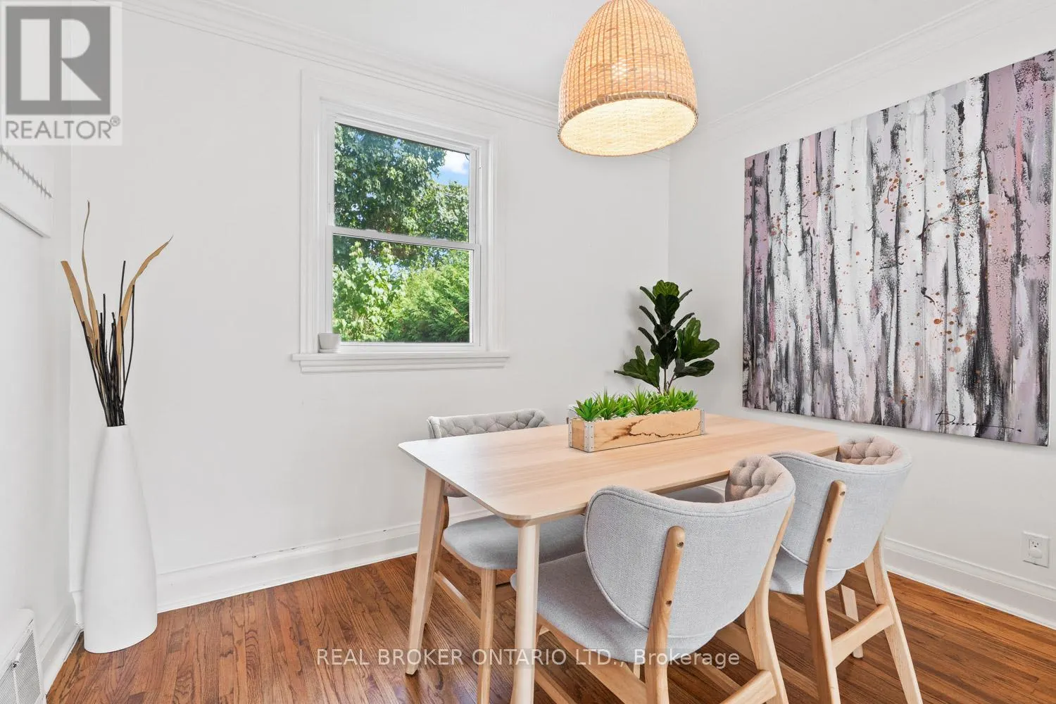39 VANBRUGH AVENUE