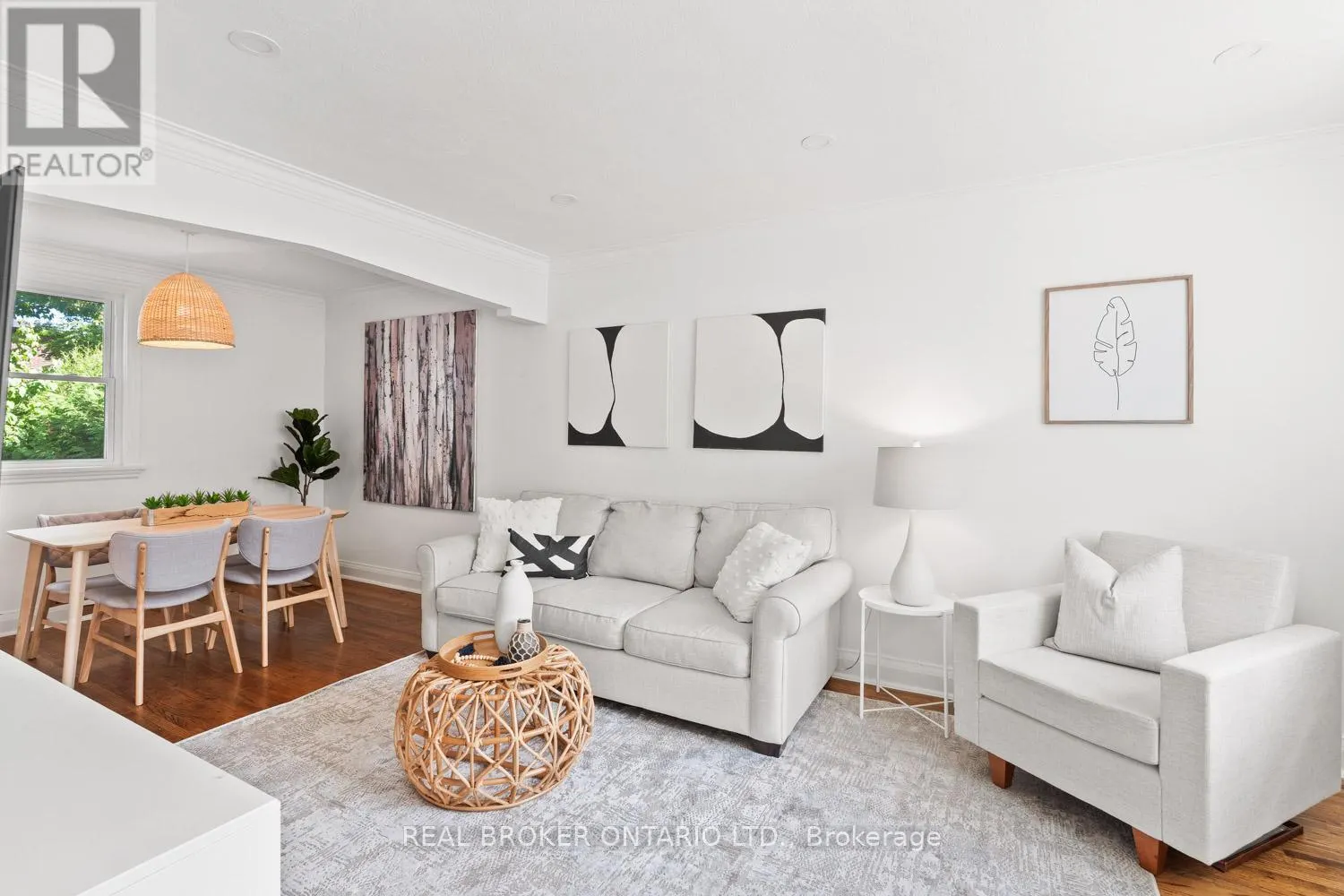 39 VANBRUGH AVENUE