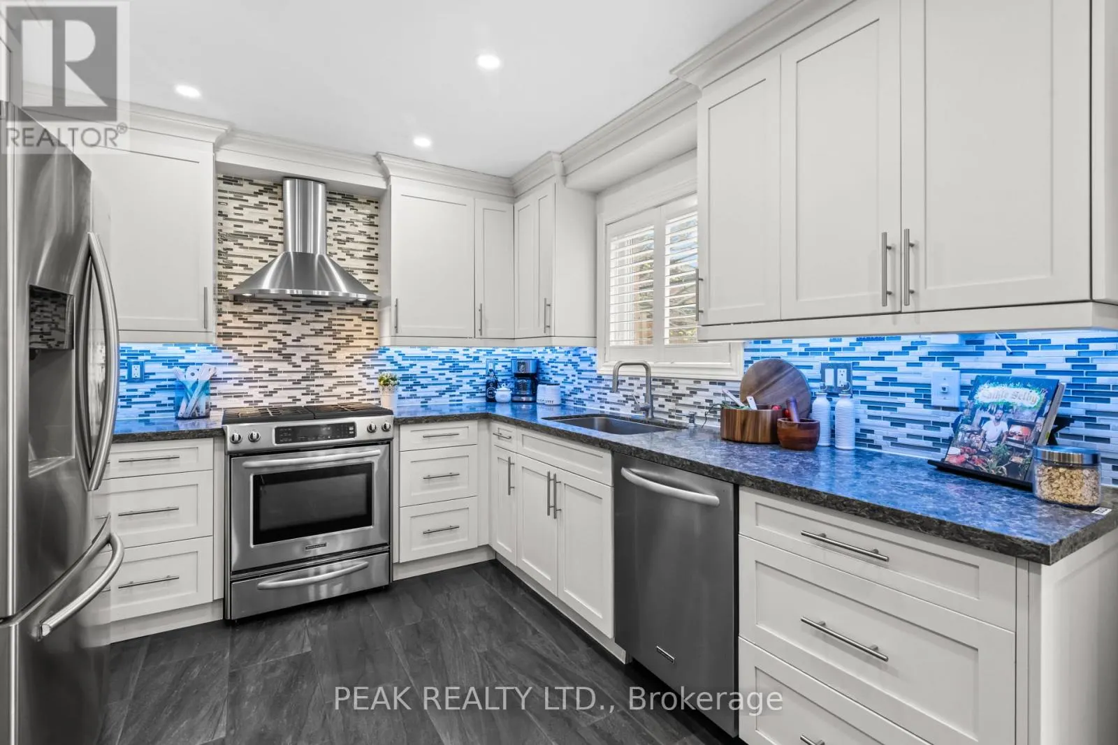 80 FRY CRESCENT
