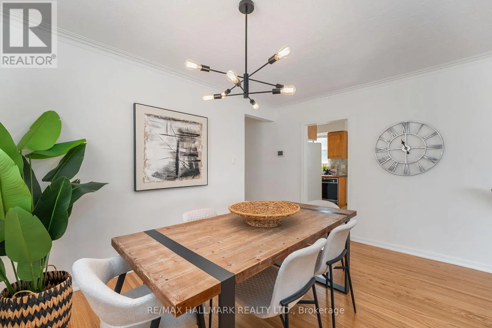 7 WAGNER DRIVE