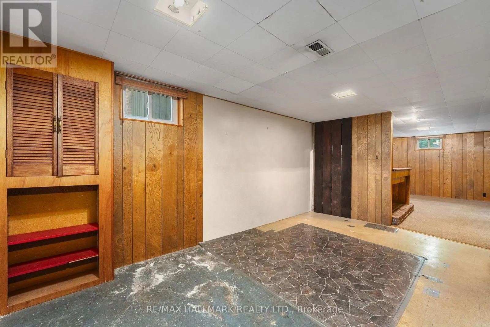 7 WAGNER DRIVE