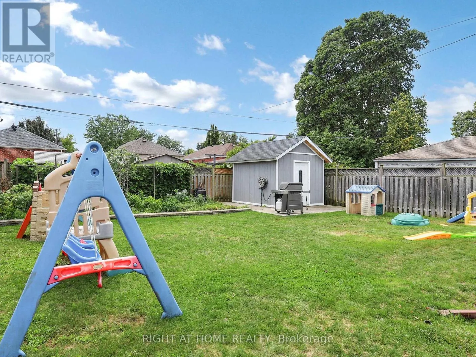 120 MARCHINGTON CIRCLE