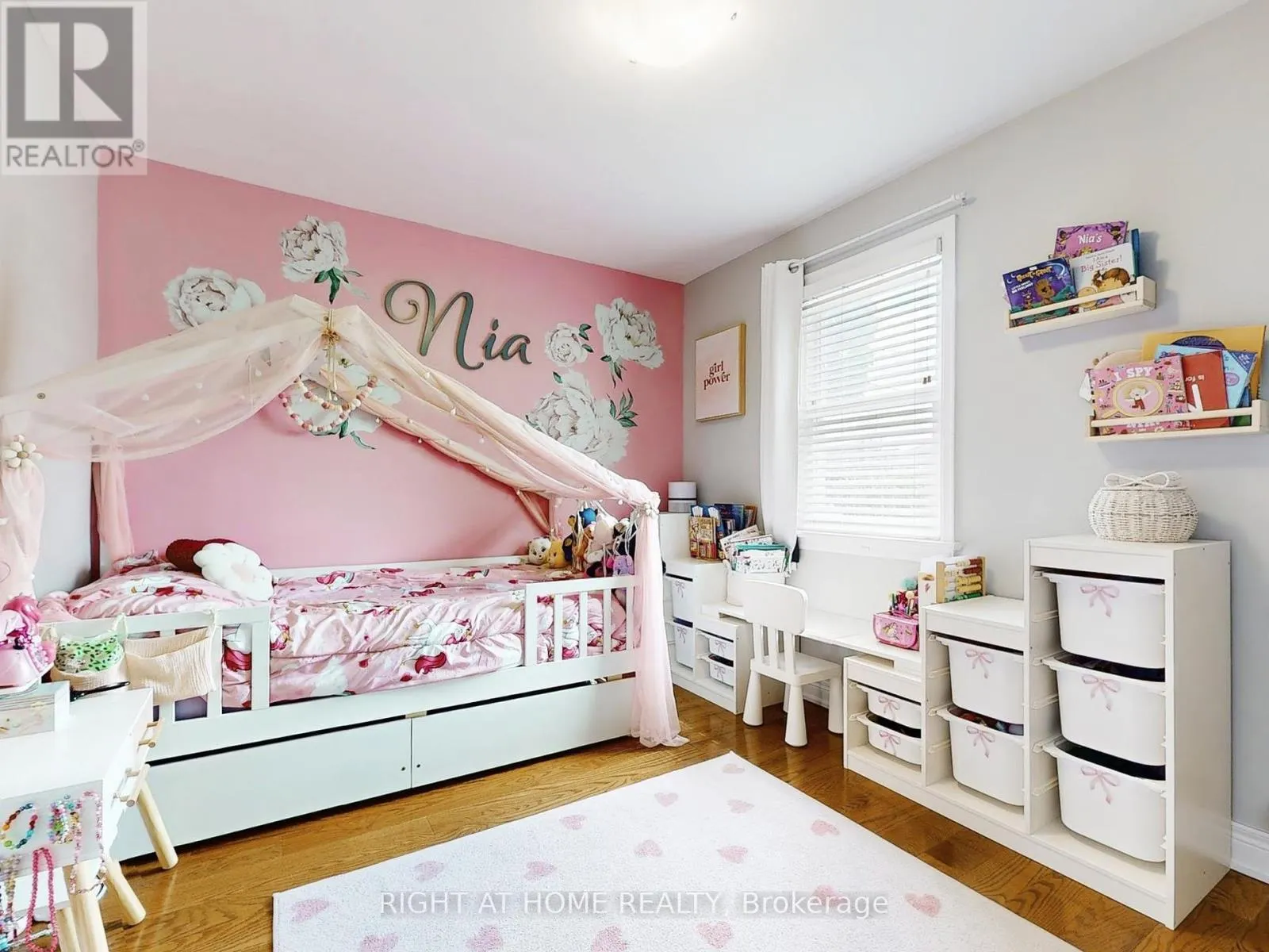 120 MARCHINGTON CIRCLE