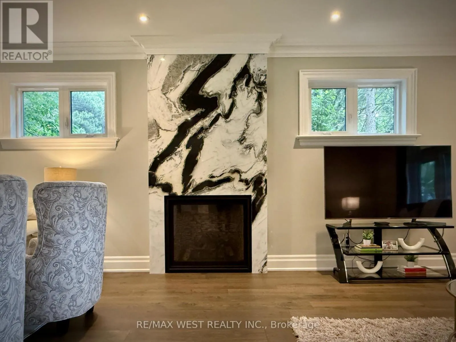 18 WINDY RIDGE DRIVE