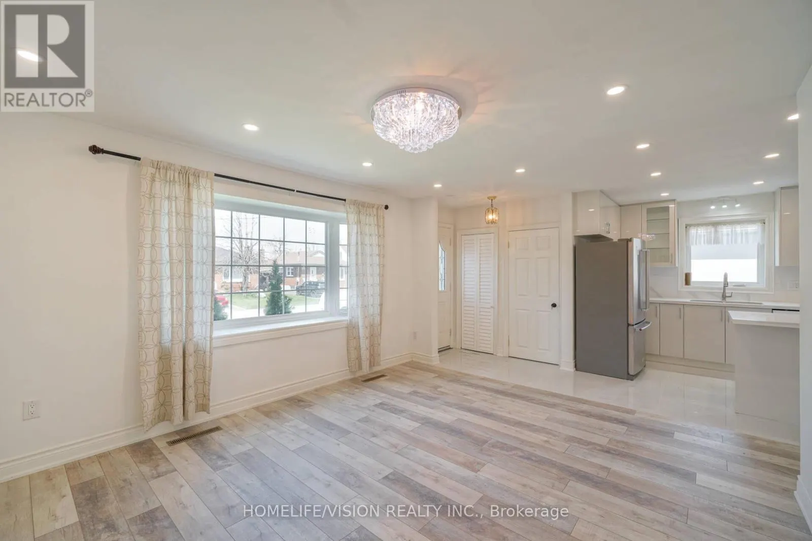 5 ORLANDO BOULEVARD