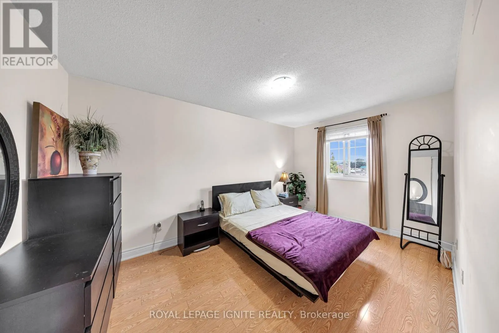 2156 DUBERRY DRIVE