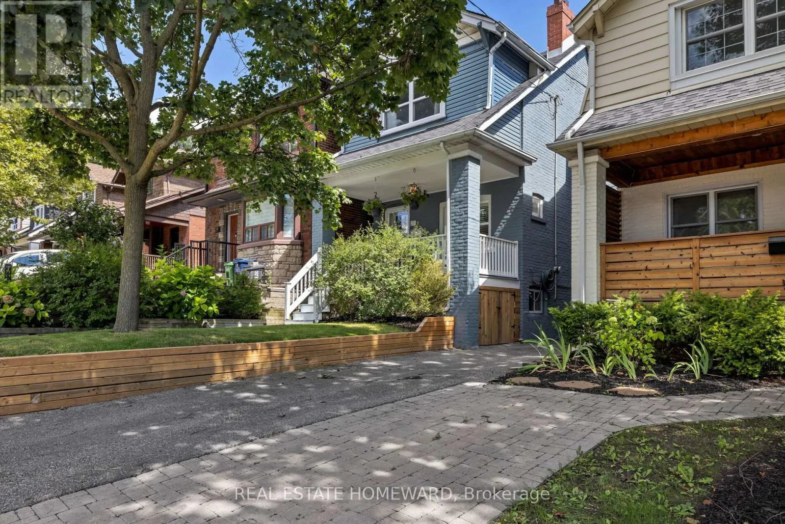 27 NORMANDY BOULEVARD