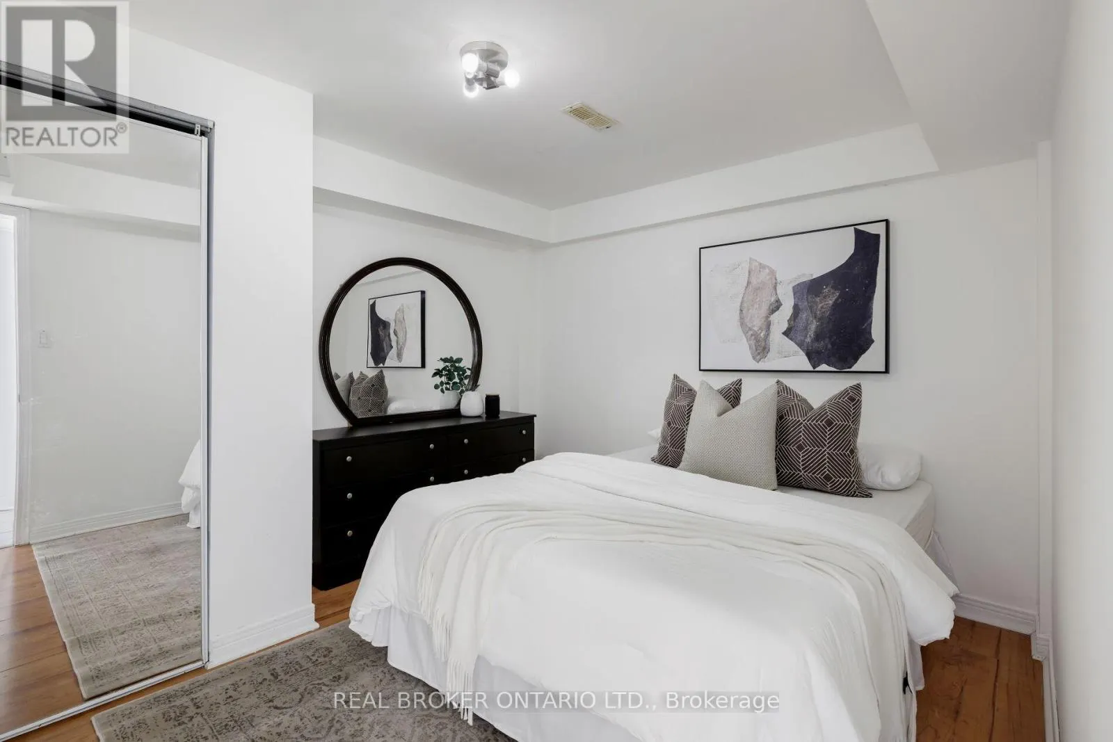 23 MISTY HILLS TRAIL