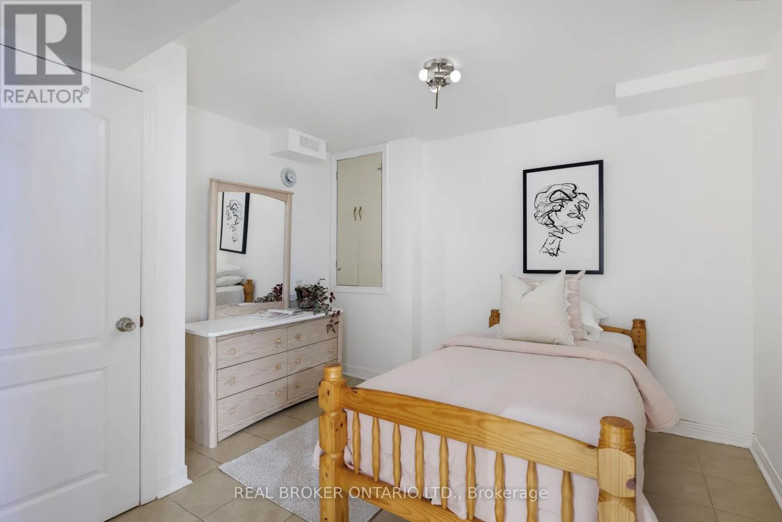 23 MISTY HILLS TRAIL