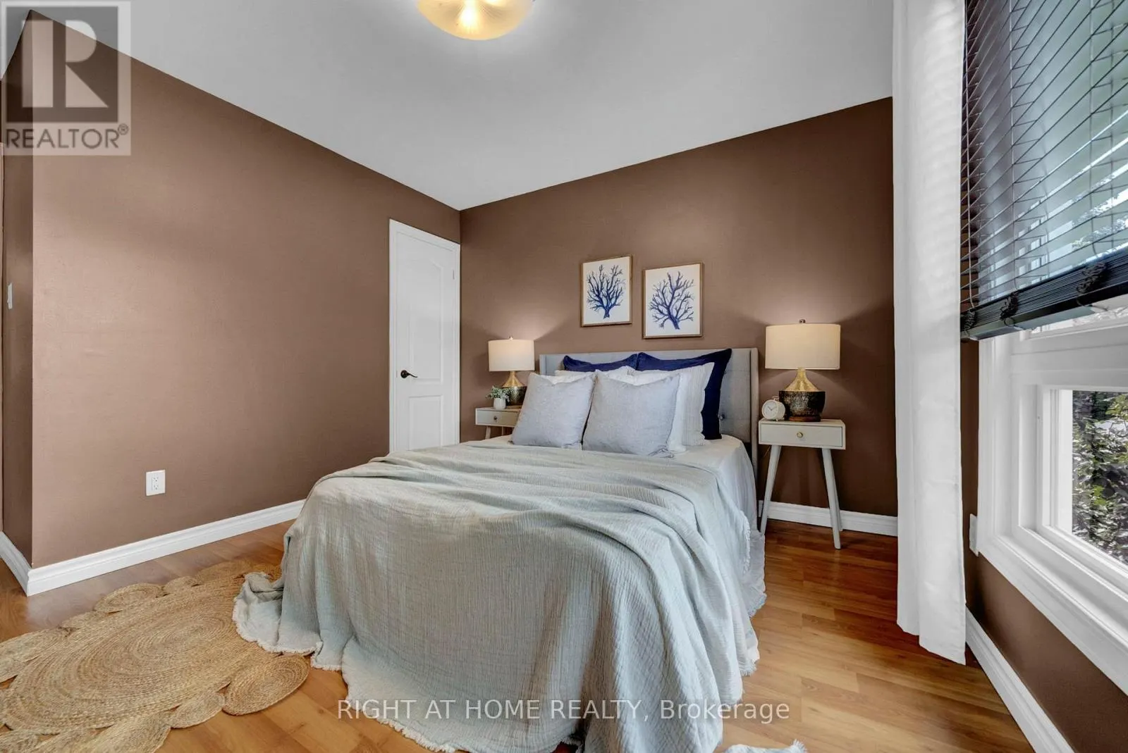 1194 NORTHGATE CRESCENT