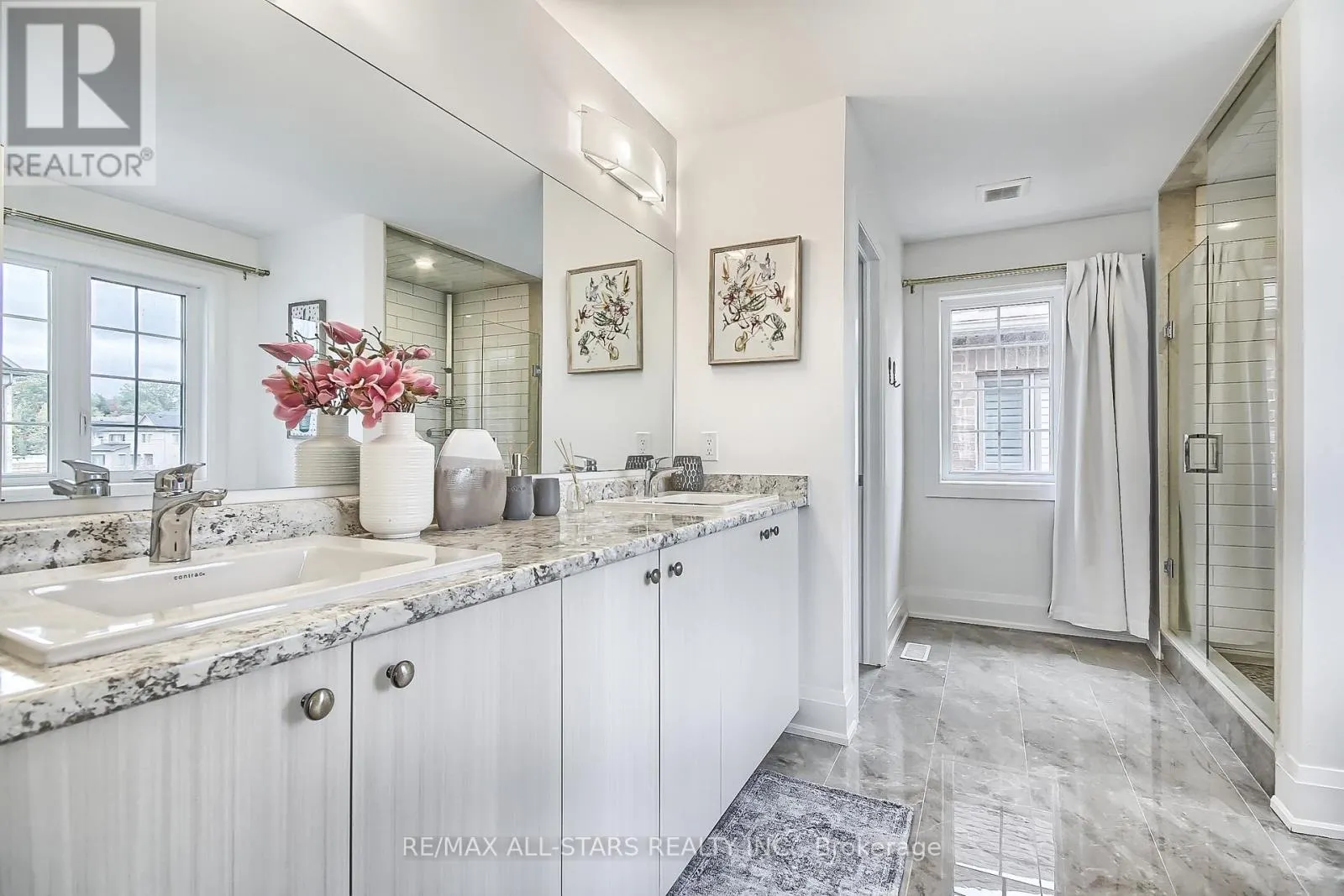 18 PENNINE DRIVE