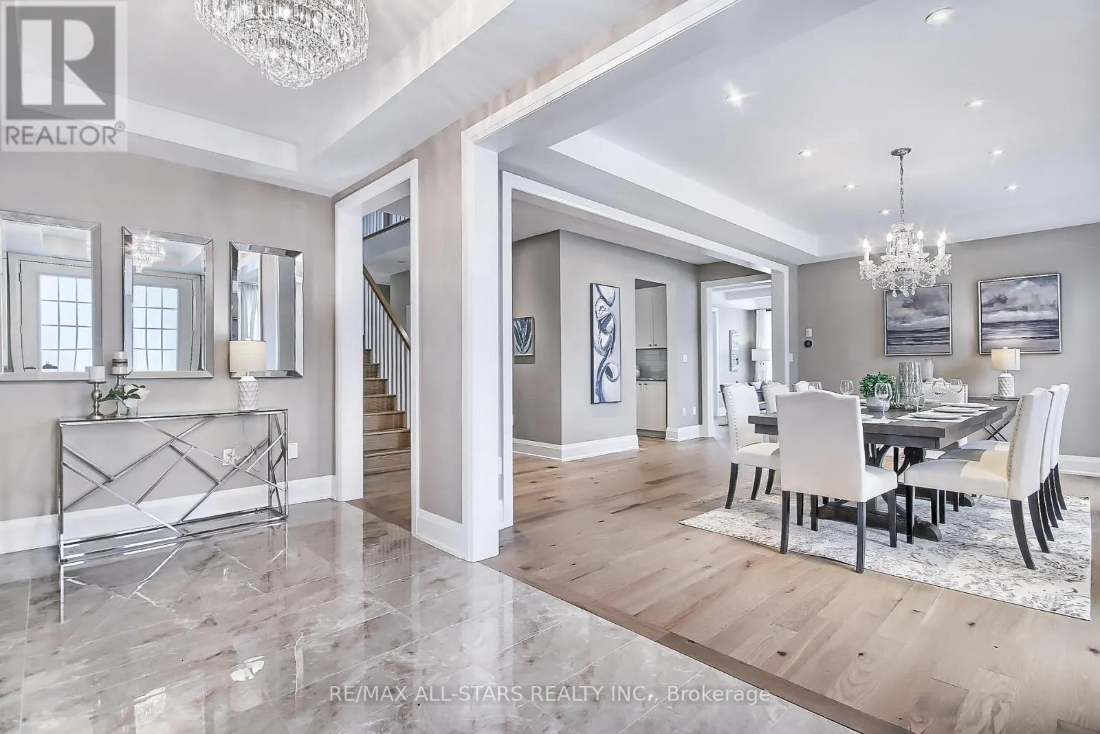 18 PENNINE DRIVE