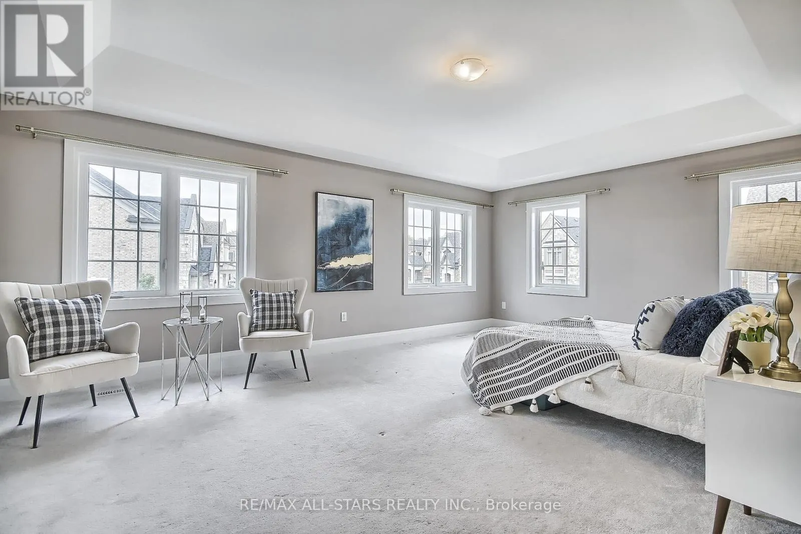 18 PENNINE DRIVE