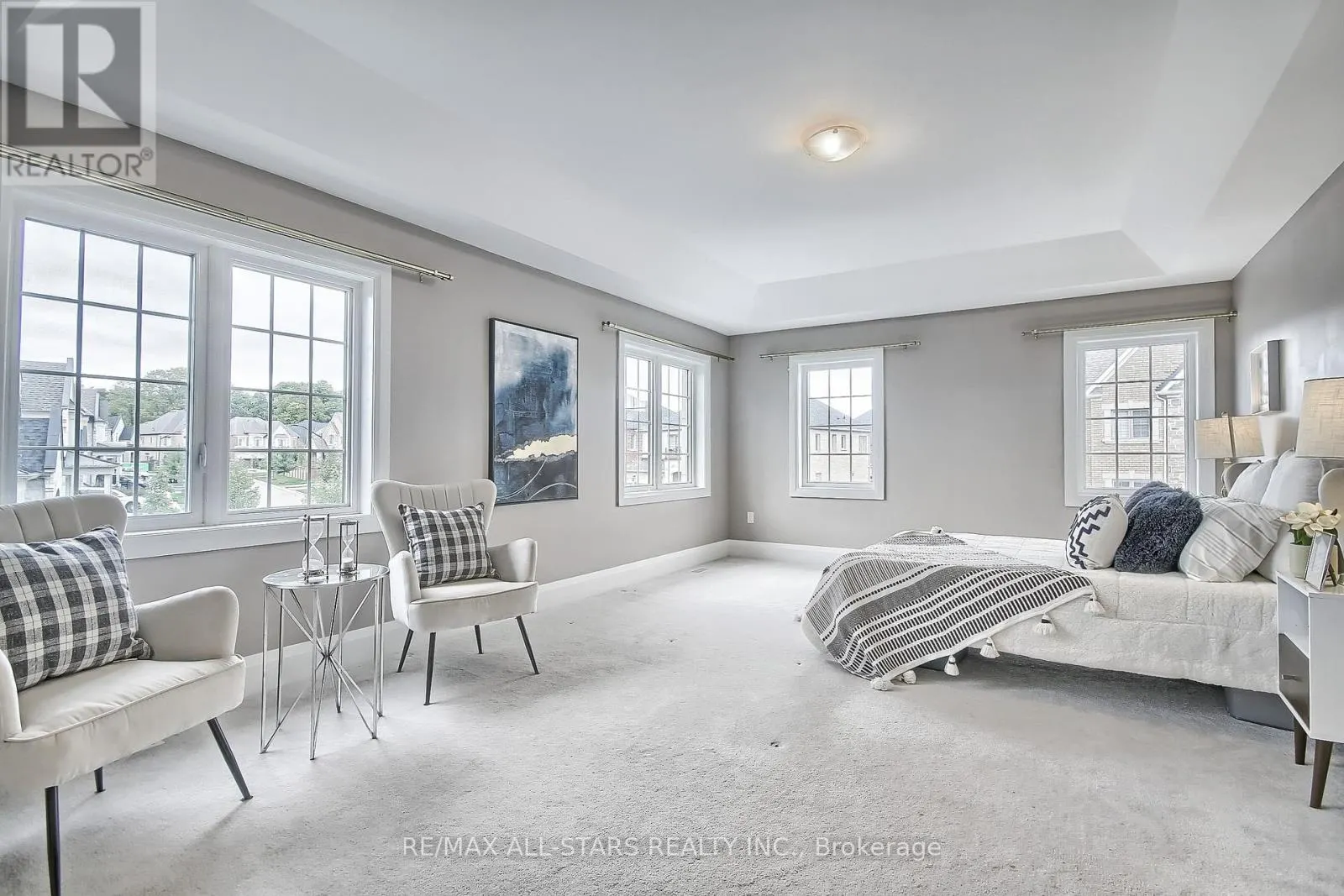 18 PENNINE DRIVE