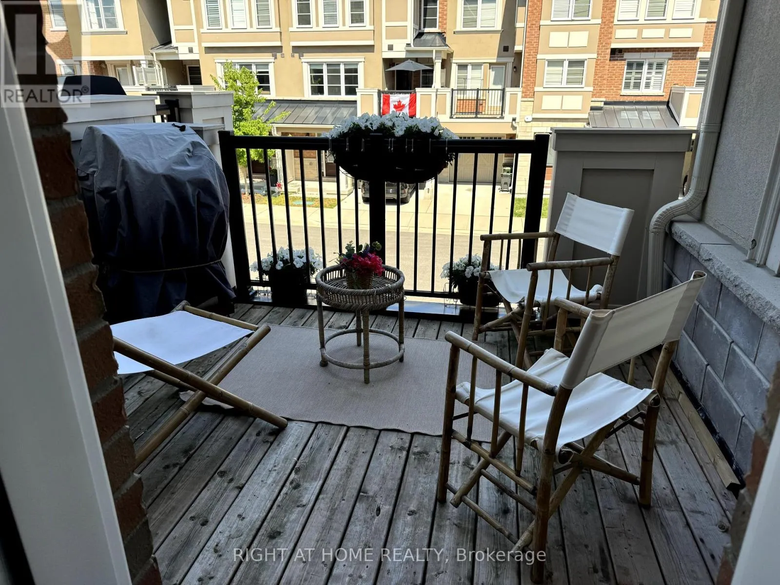 72 AYERS CRESCENT