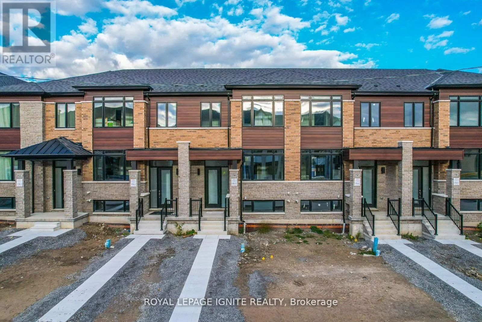 2709 PETER MATTHEWS DRIVE