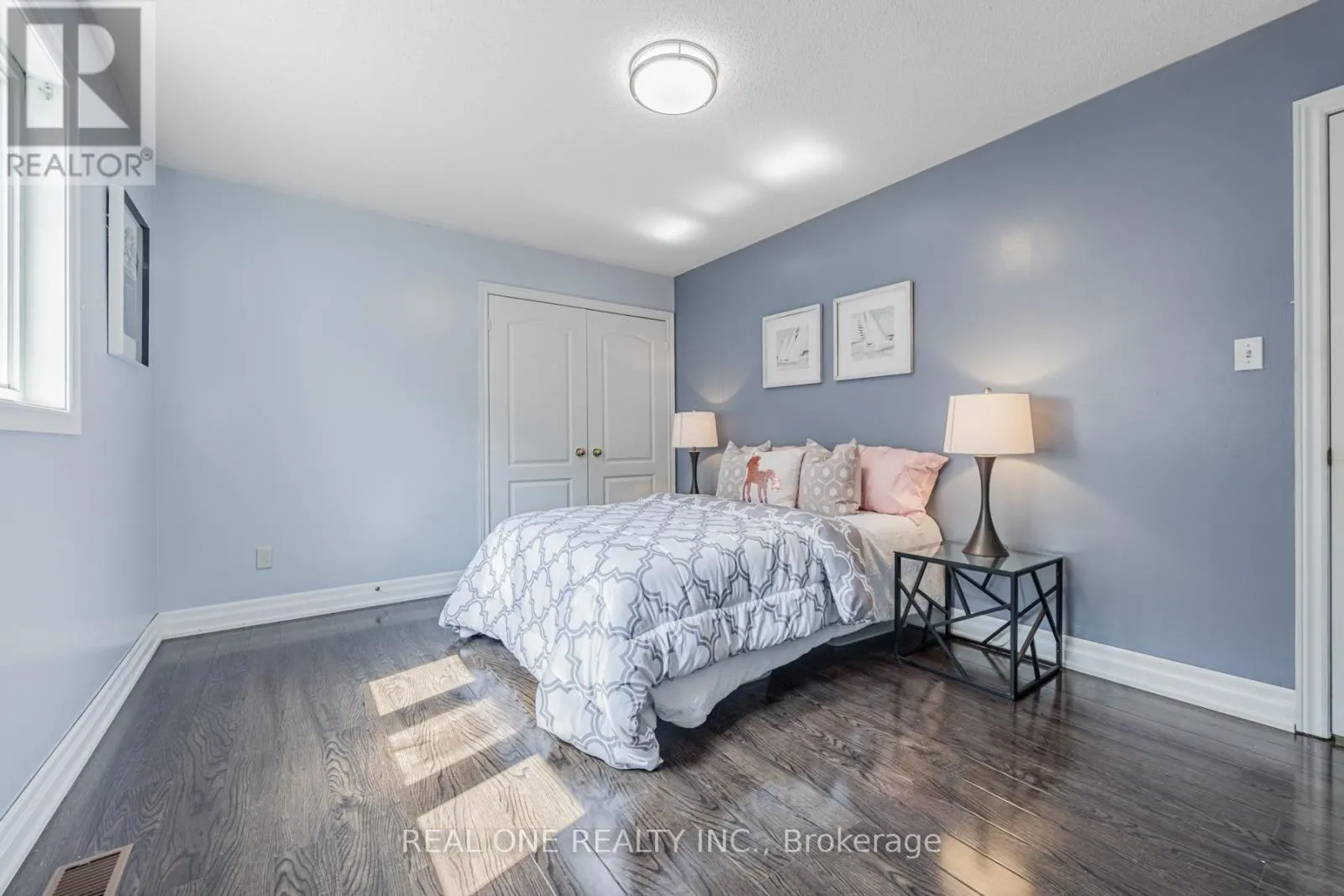 26 MEDLAND AVENUE