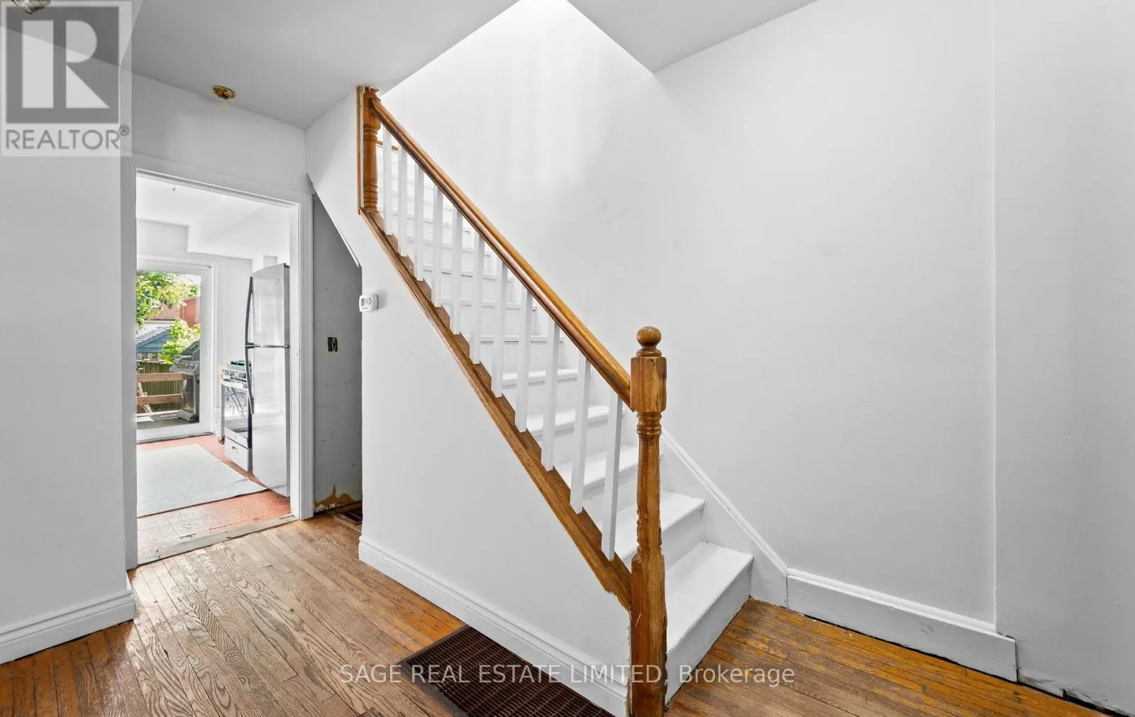 33 AVONLEA BOULEVARD