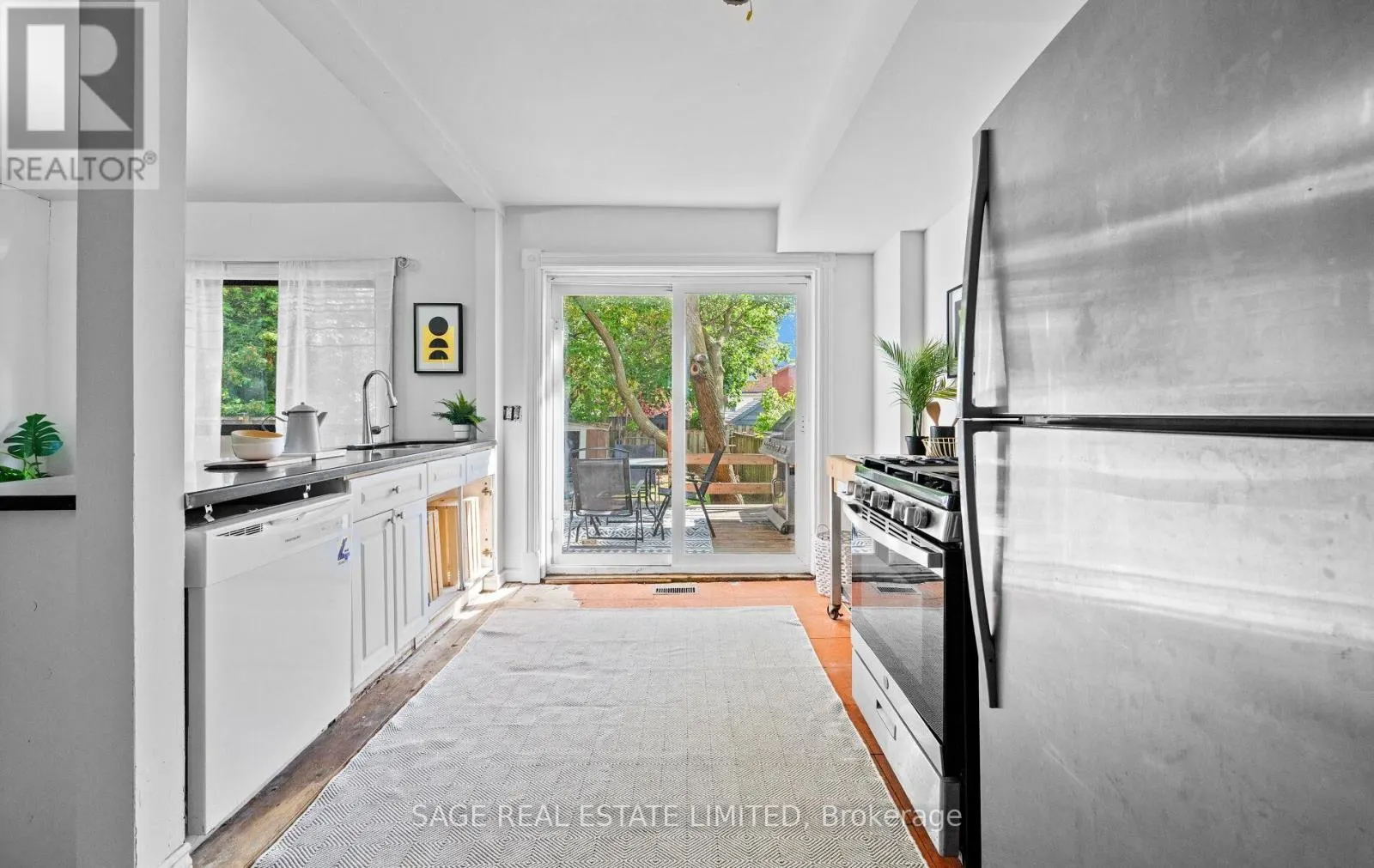 33 AVONLEA BOULEVARD