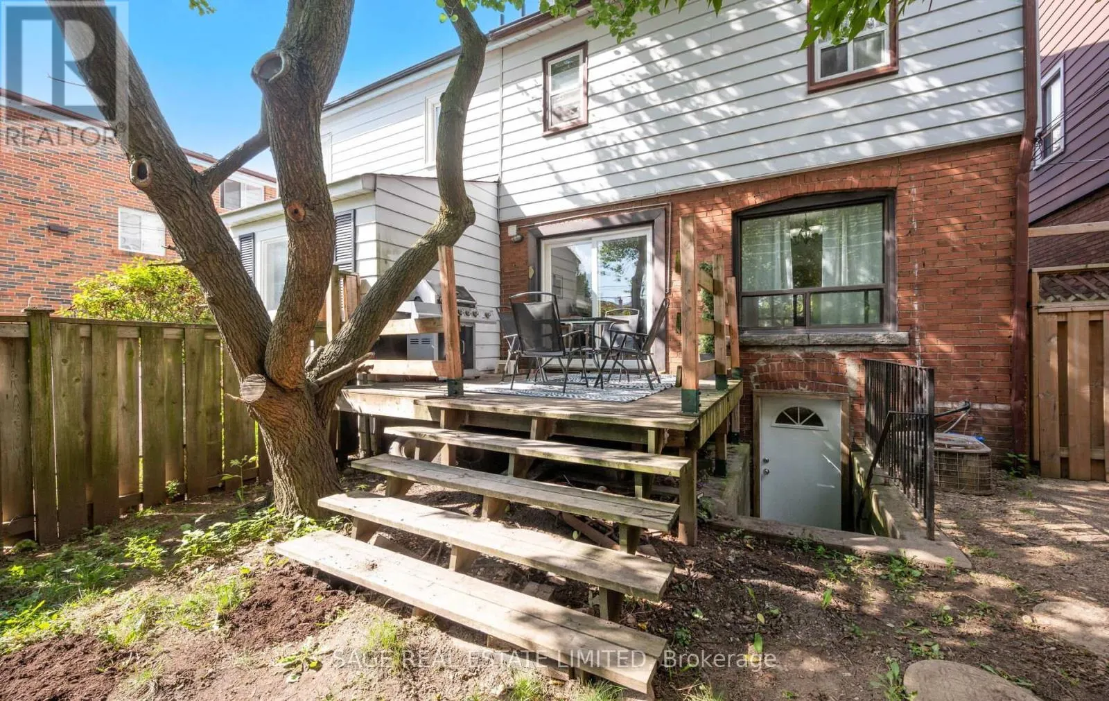 33 AVONLEA BOULEVARD