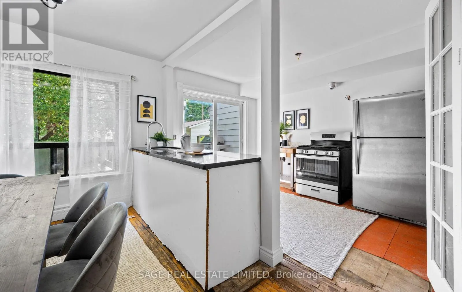 33 AVONLEA BOULEVARD