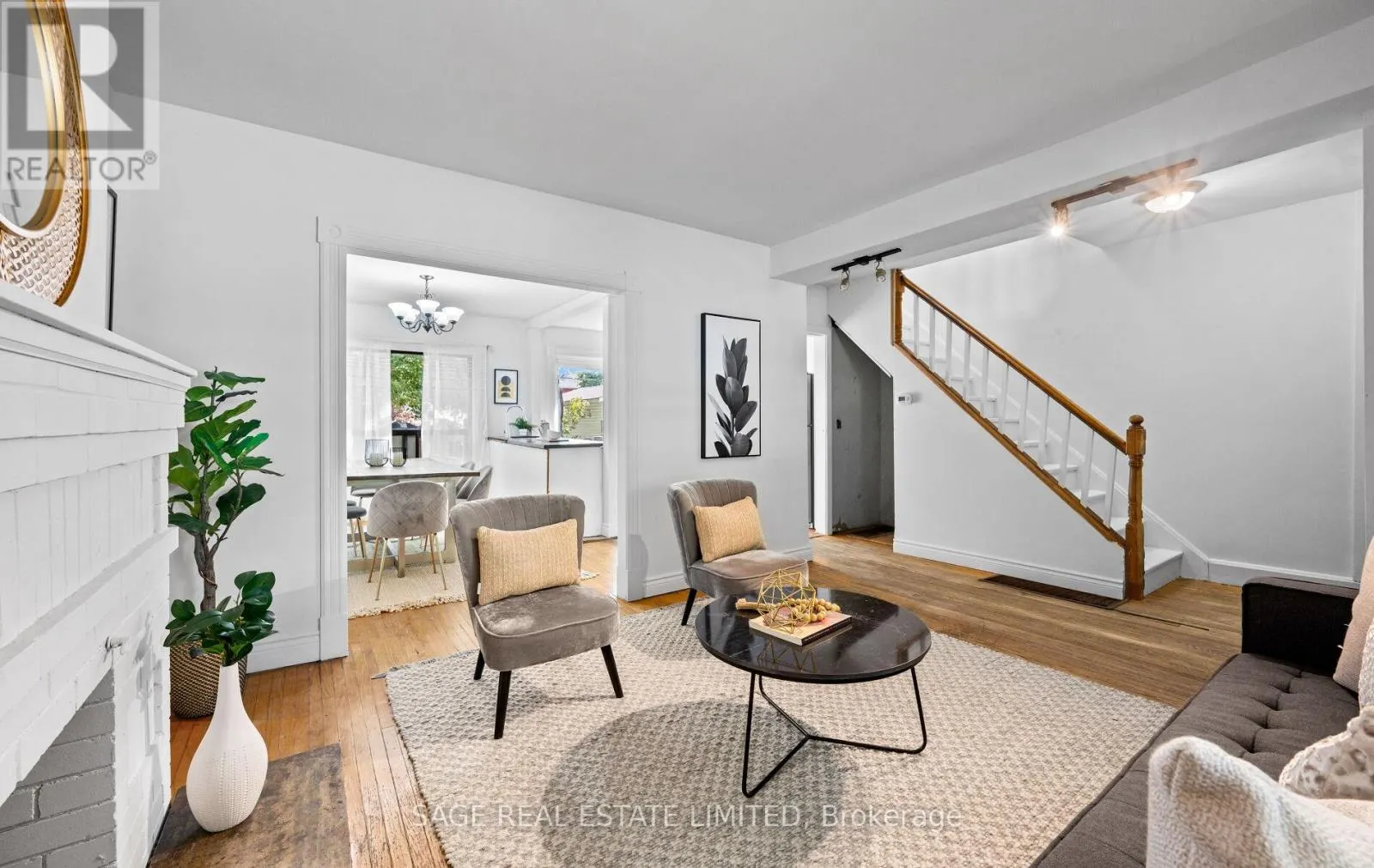 33 AVONLEA BOULEVARD