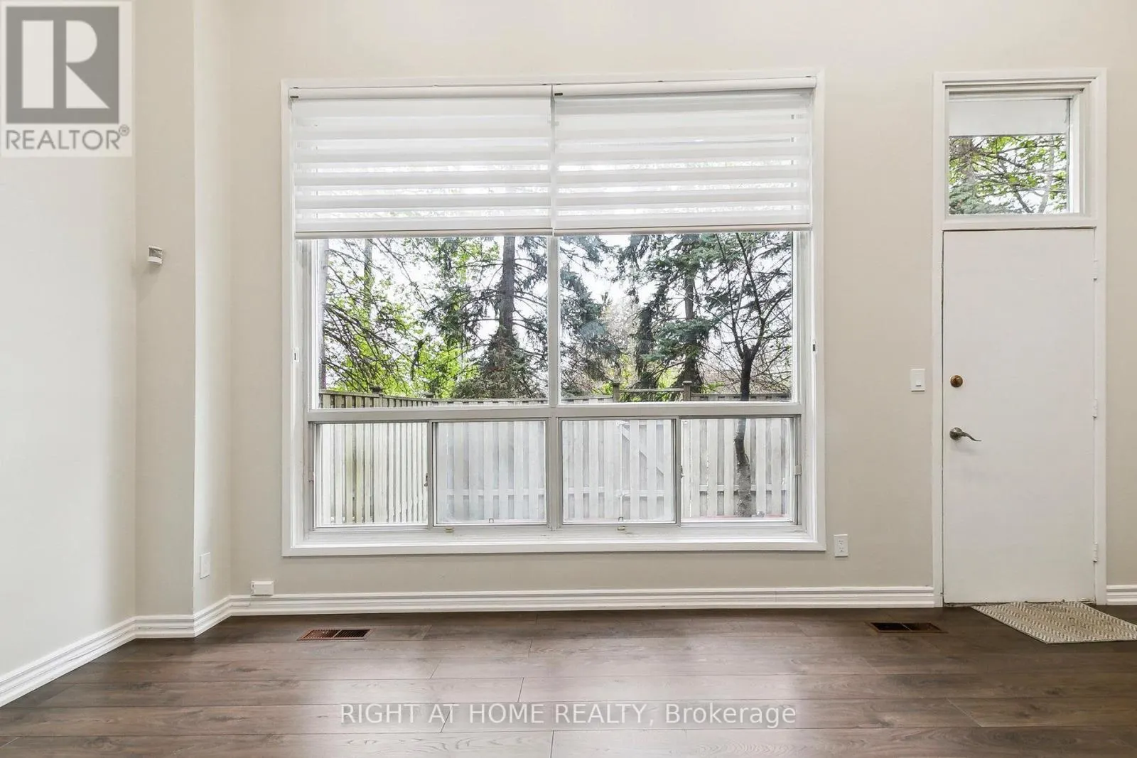 29 - 15 HUNTINGWOOD DRIVE