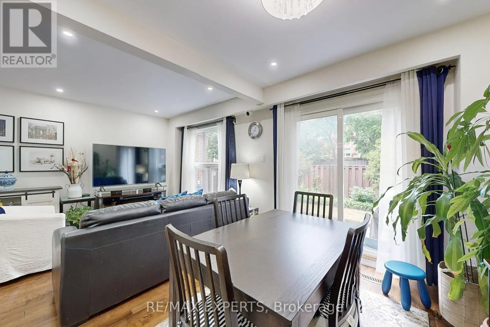 44 - 30 DUNDALK DRIVE