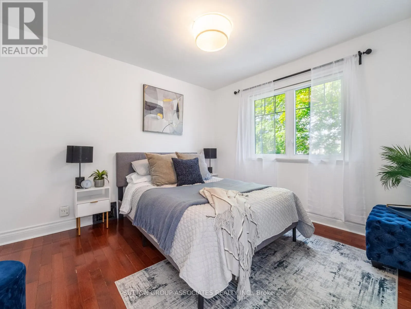 35 ROSEHEATH AVENUE