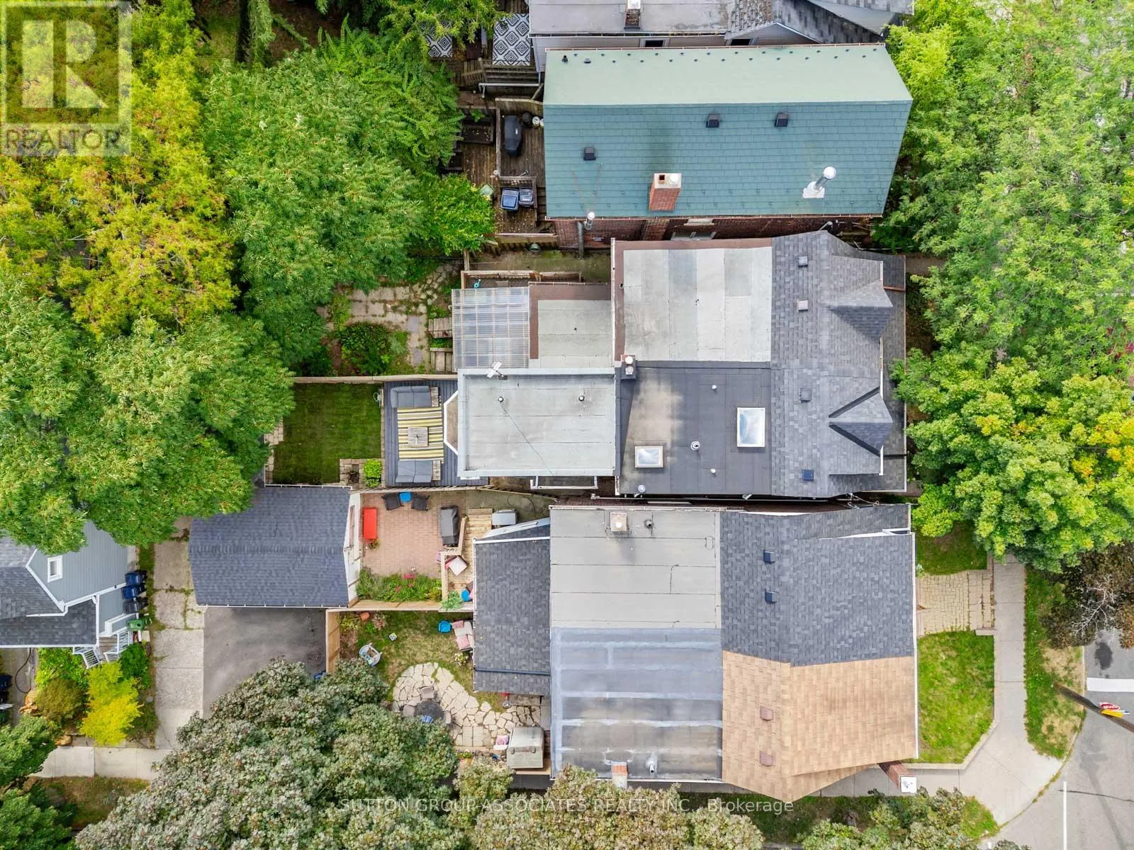 35 ROSEHEATH AVENUE