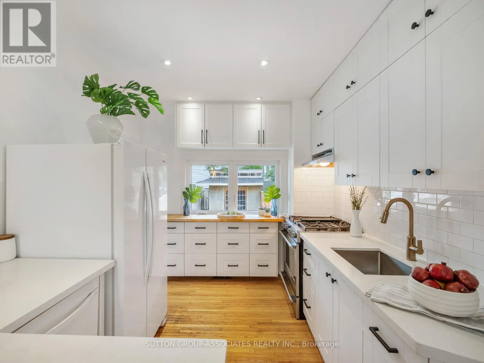 35 ROSEHEATH AVENUE