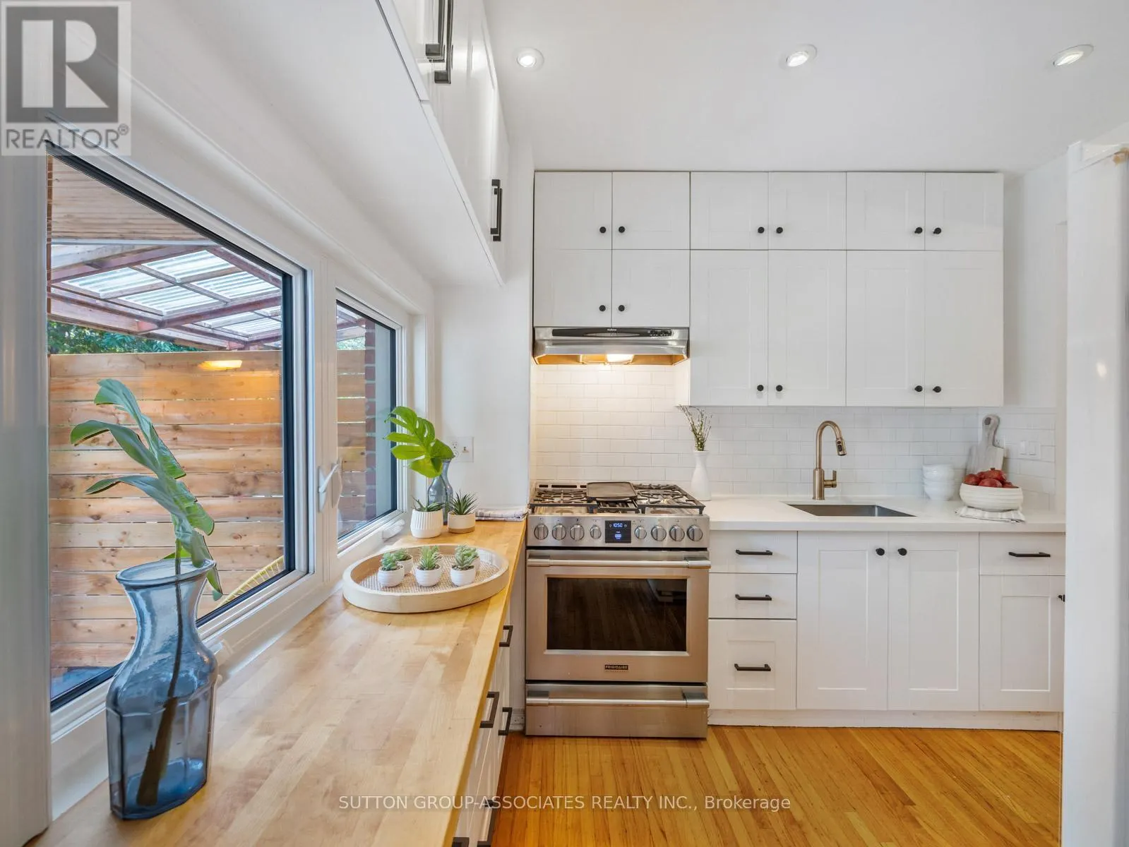 35 ROSEHEATH AVENUE