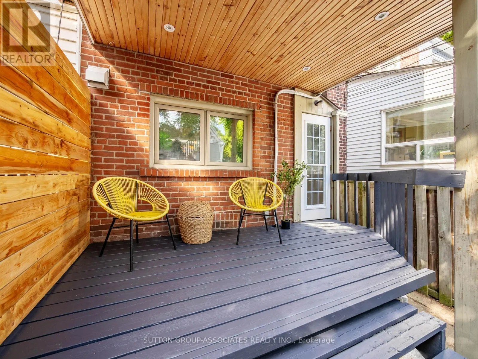 35 ROSEHEATH AVENUE