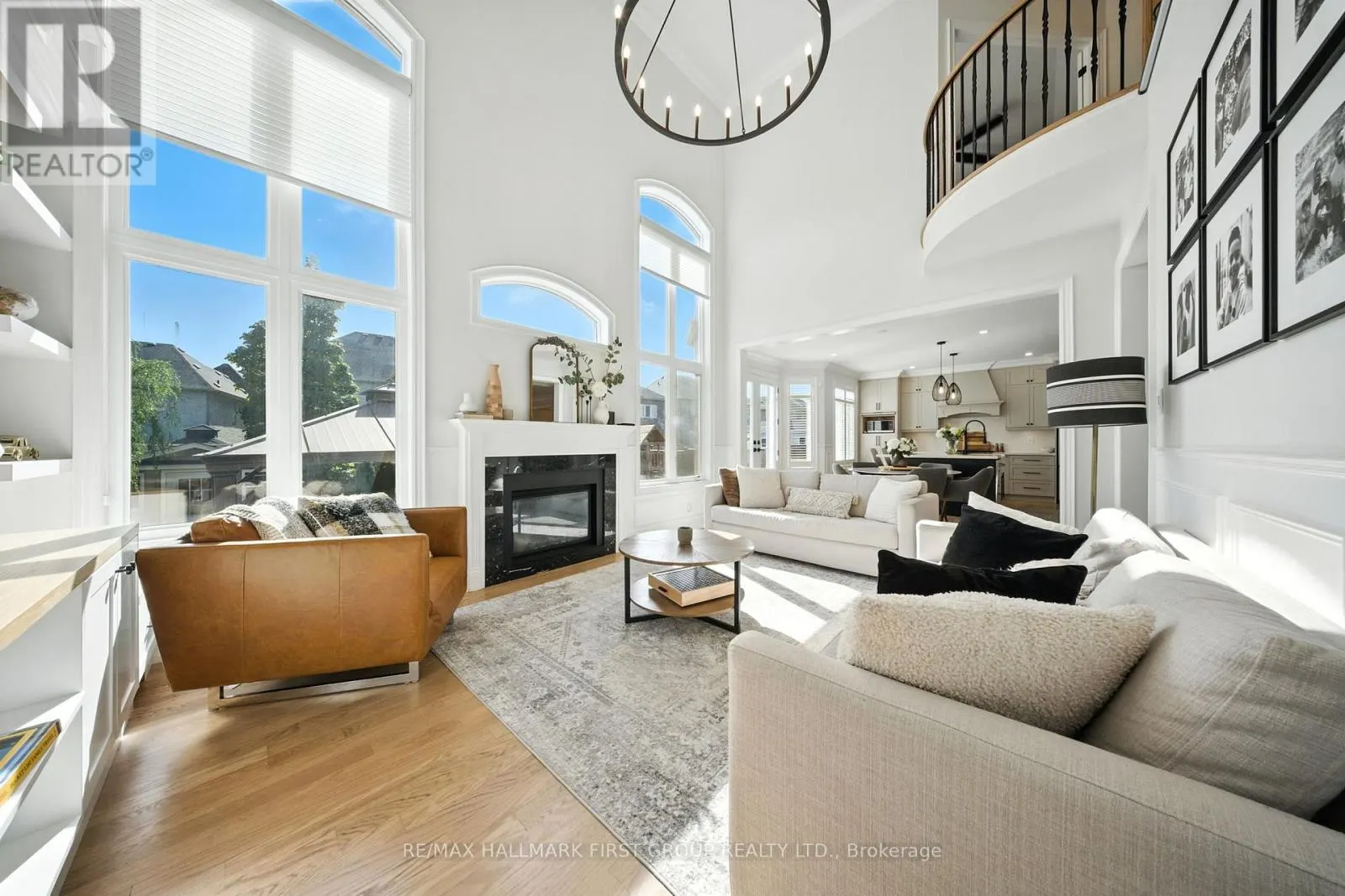 2318 CANTERBURY CRESCENT