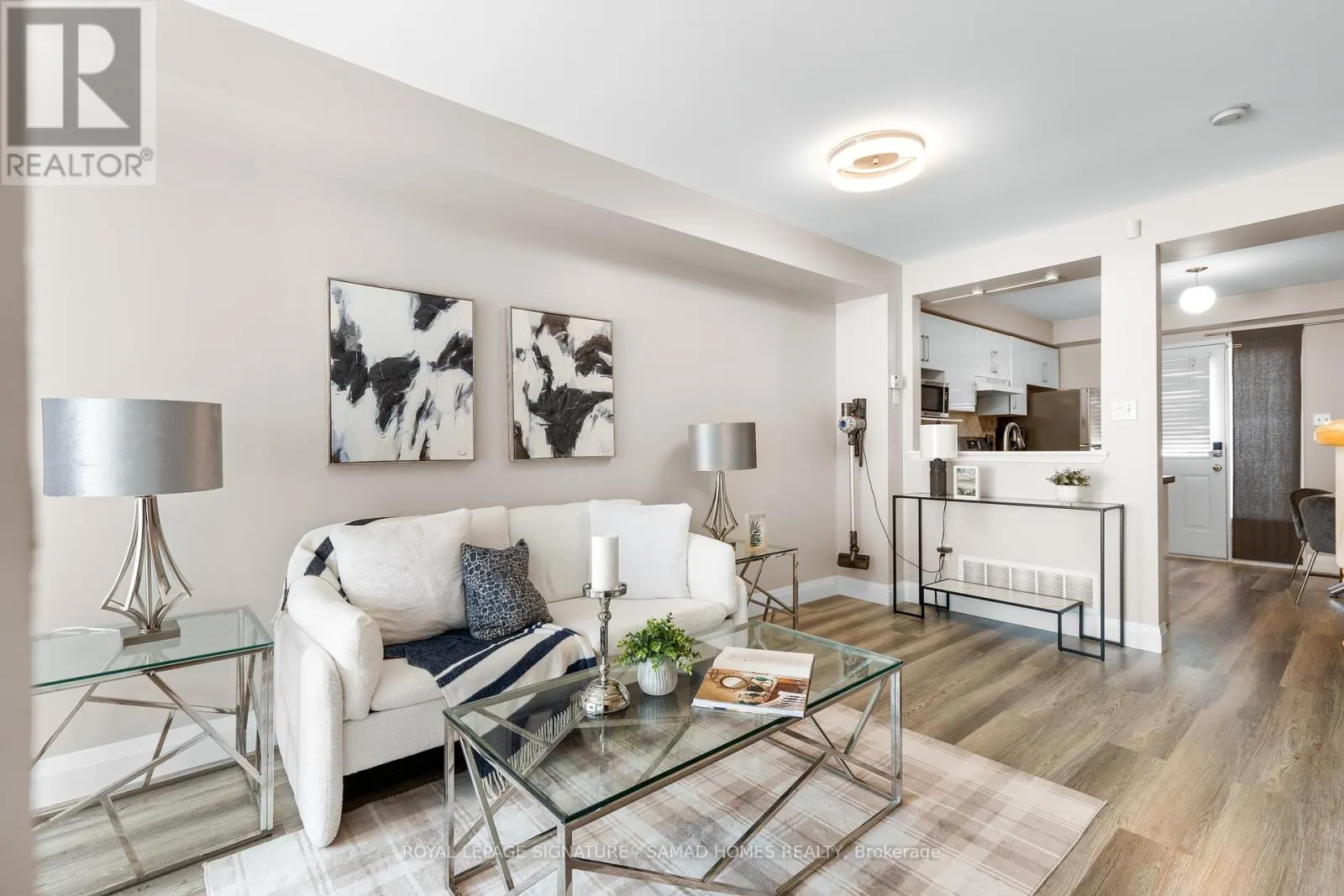 53 - 9522 SHEPPARD AVENUE E