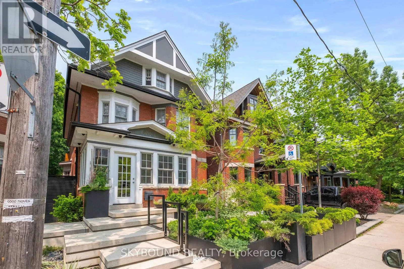 20 FAIRVIEW BOULEVARD