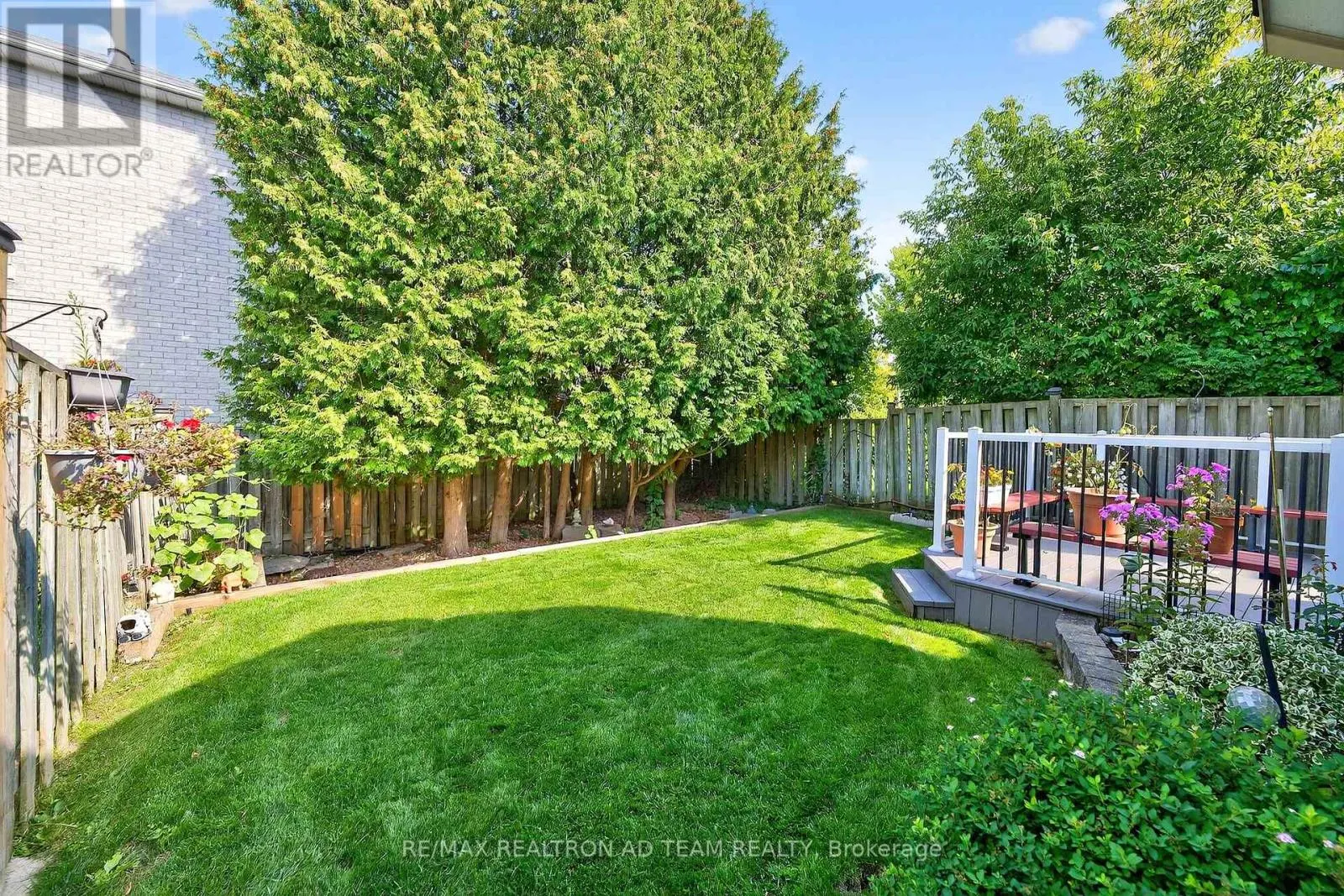 1303 REDWOOD LANE