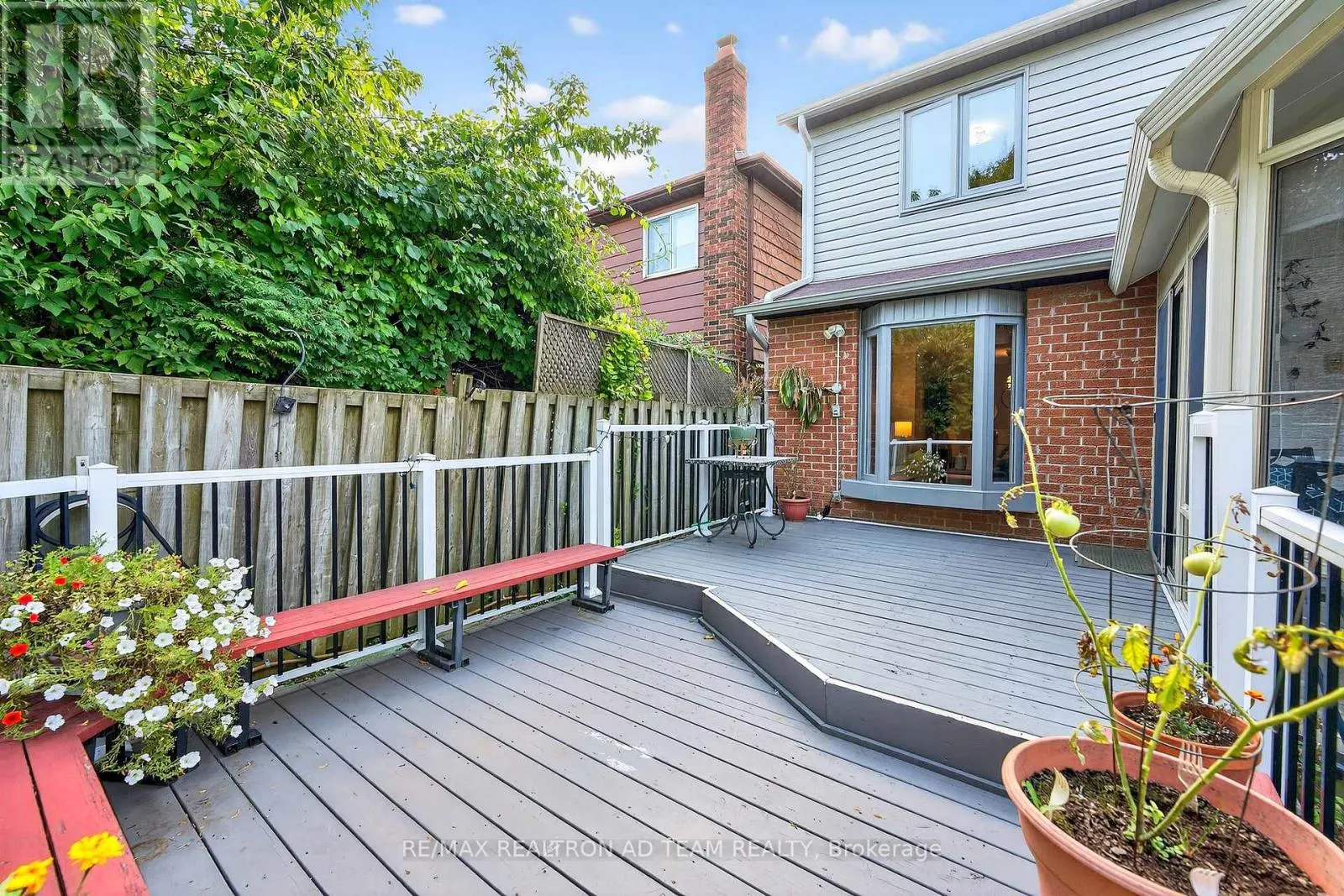 1303 REDWOOD LANE