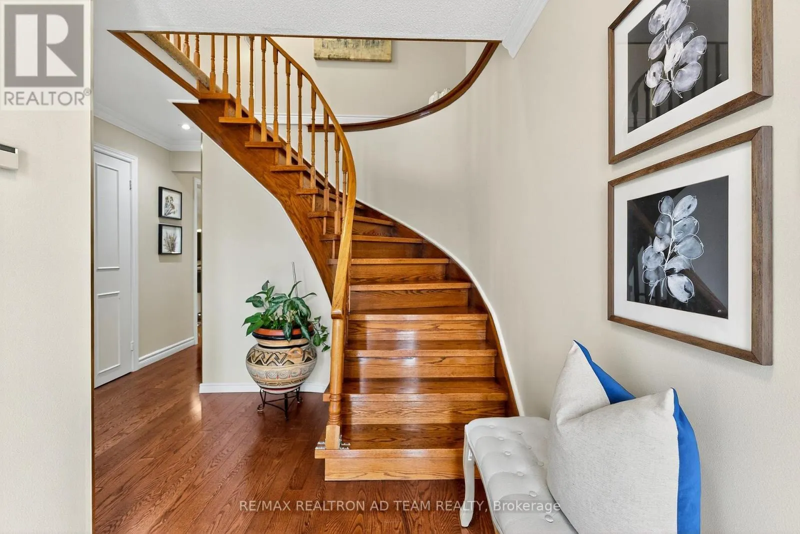 1303 REDWOOD LANE