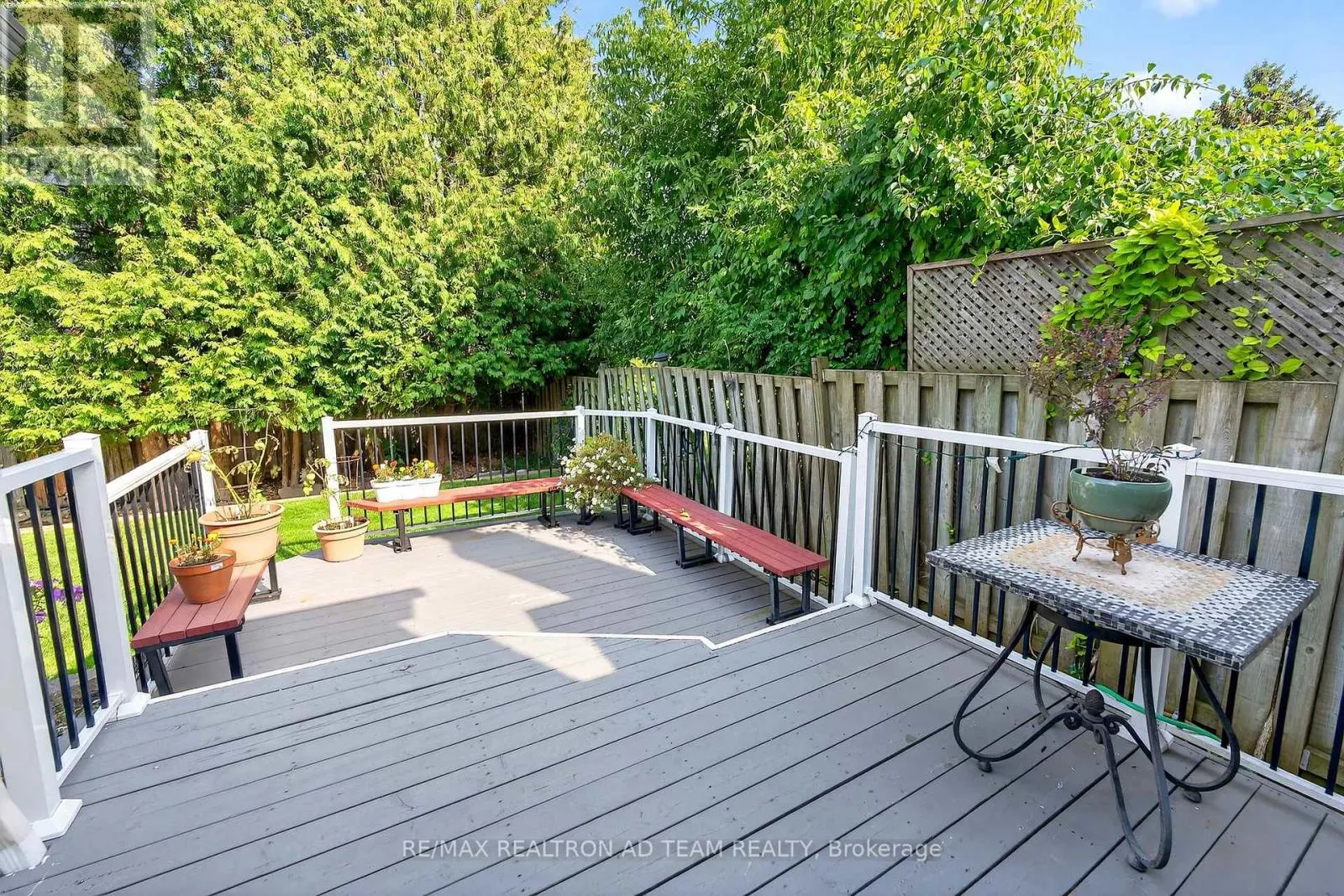 1303 REDWOOD LANE