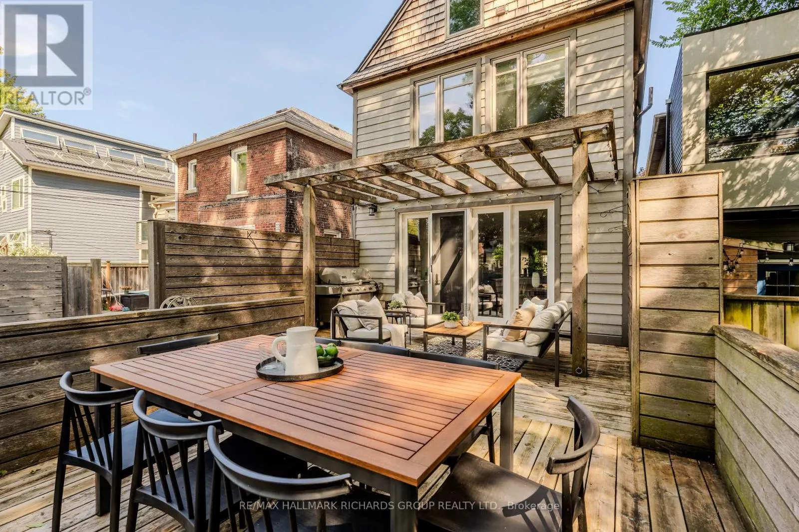 138 ASHDALE AVENUE